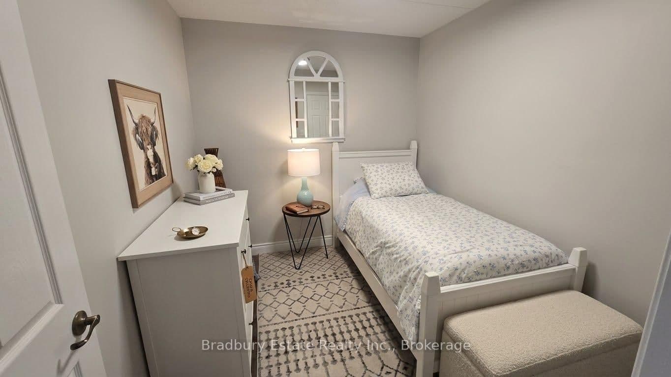 2045 Appleby Line, Unit 305 thumbnail 7