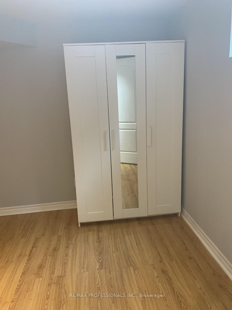 100 Rory Road, Unit Bsmt thumbnail 11