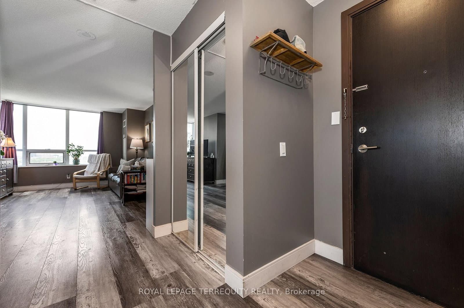 35 Viking Lane, Unit 2040 thumbnail 5
