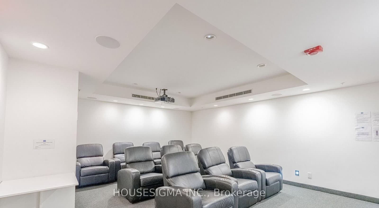 15 James Finlay Way, Unit 1103 thumbnail 30