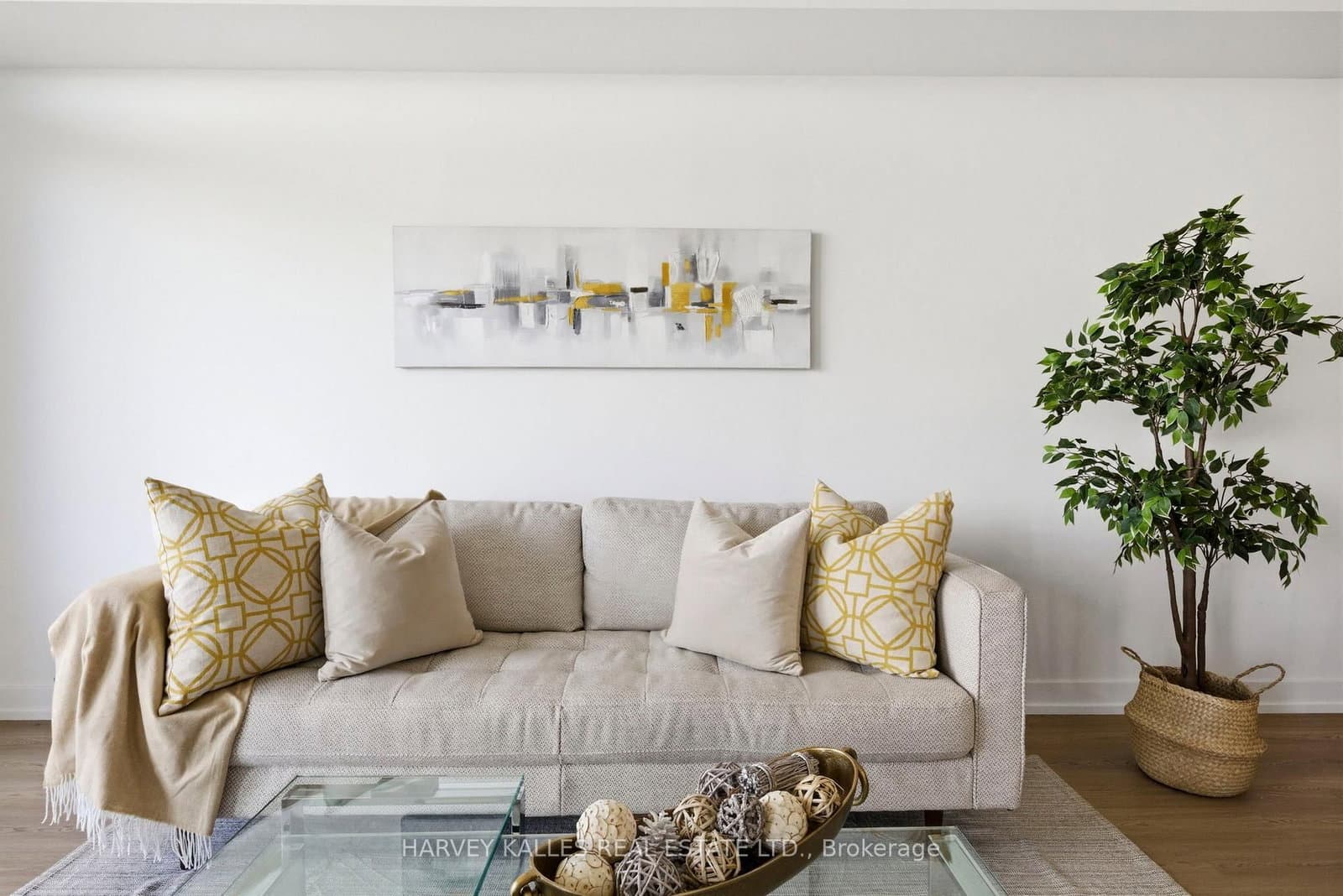 103 The Queensway, Unit 701 thumbnail 12