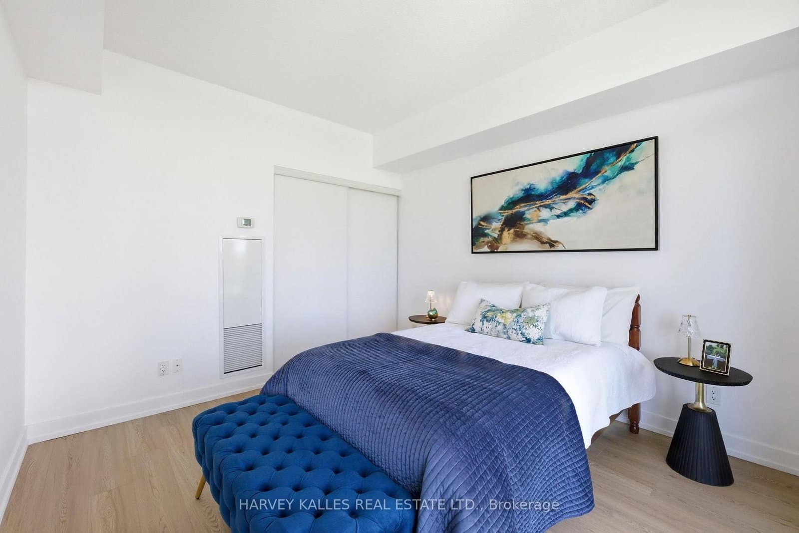 103 The Queensway, Unit 701 thumbnail 13