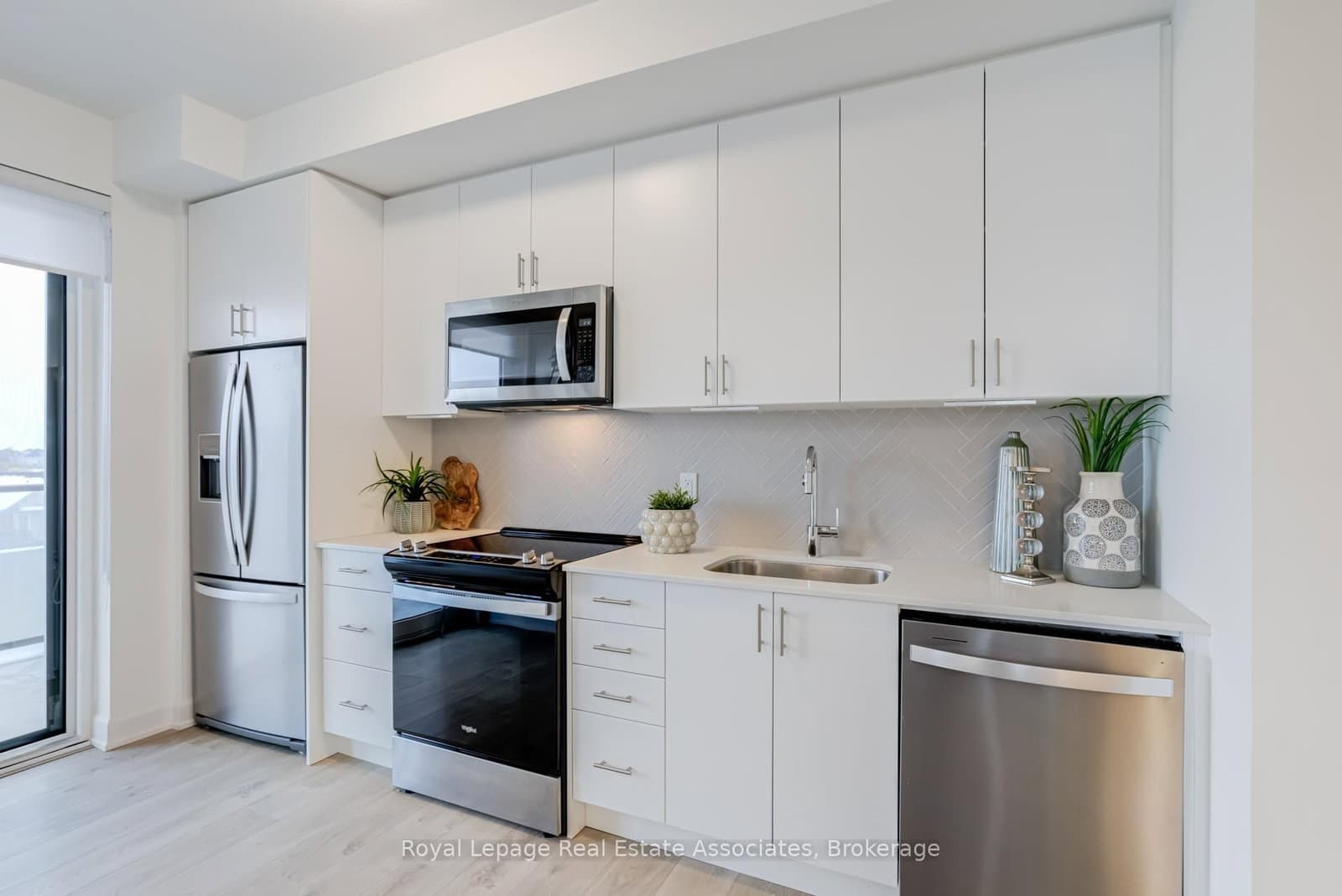 3200 William Coltson Avenue, Unit 407 thumbnail 5