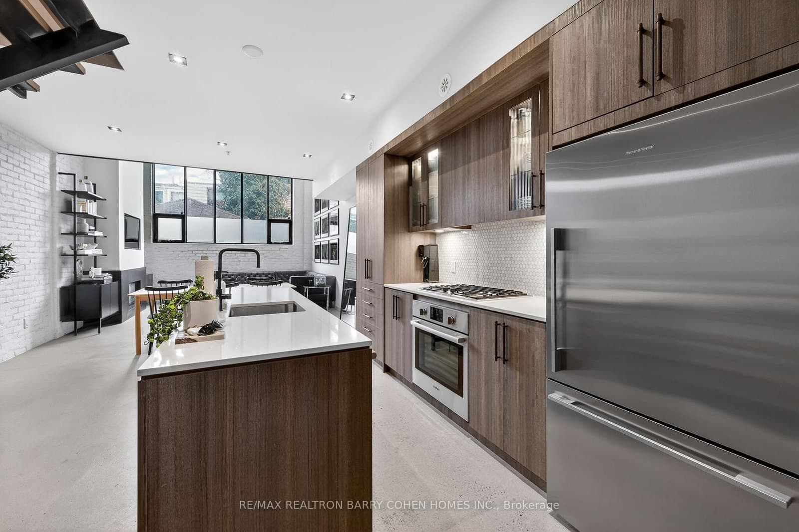 50 Bartlett Avenue, Unit 7 thumbnail 10