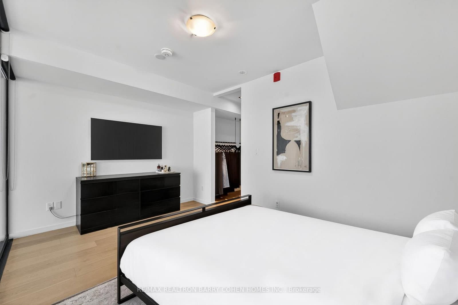 50 Bartlett Avenue, Unit 7 thumbnail 25