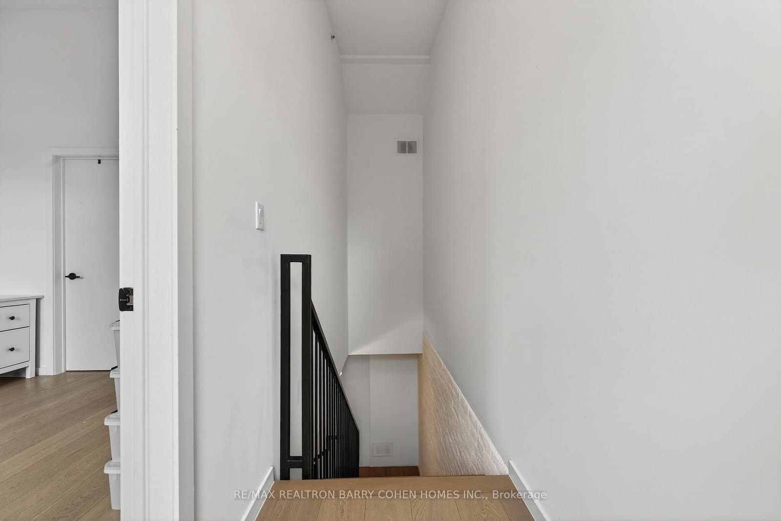 50 Bartlett Avenue, Unit 7 thumbnail 33