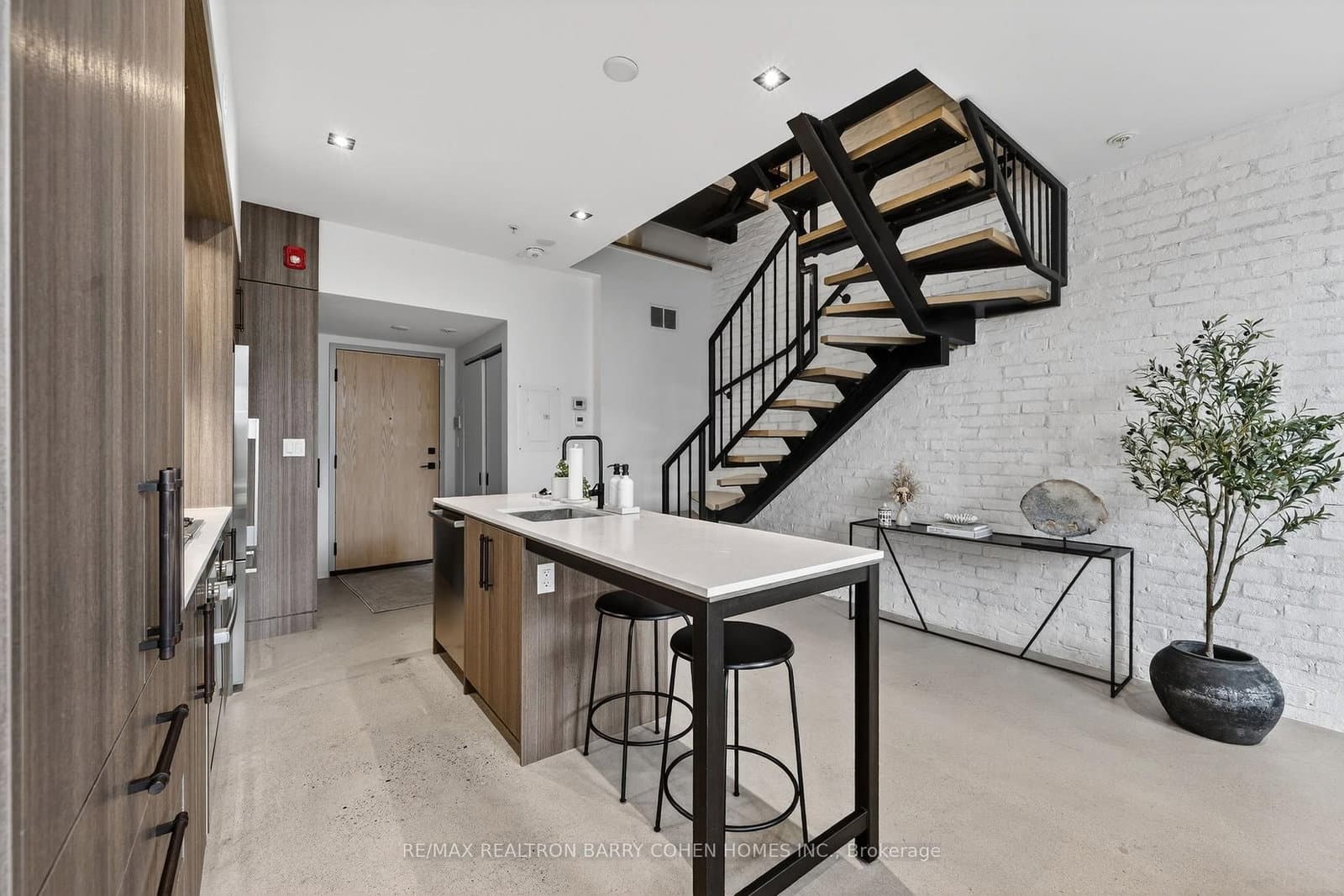 50 Bartlett Avenue, Unit 7 thumbnail 5