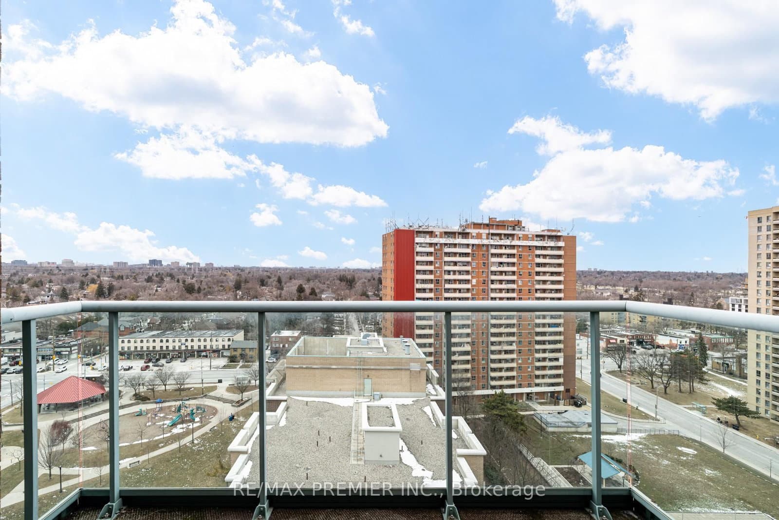 15 Michael Power Place, Unit PH06 thumbnail 22