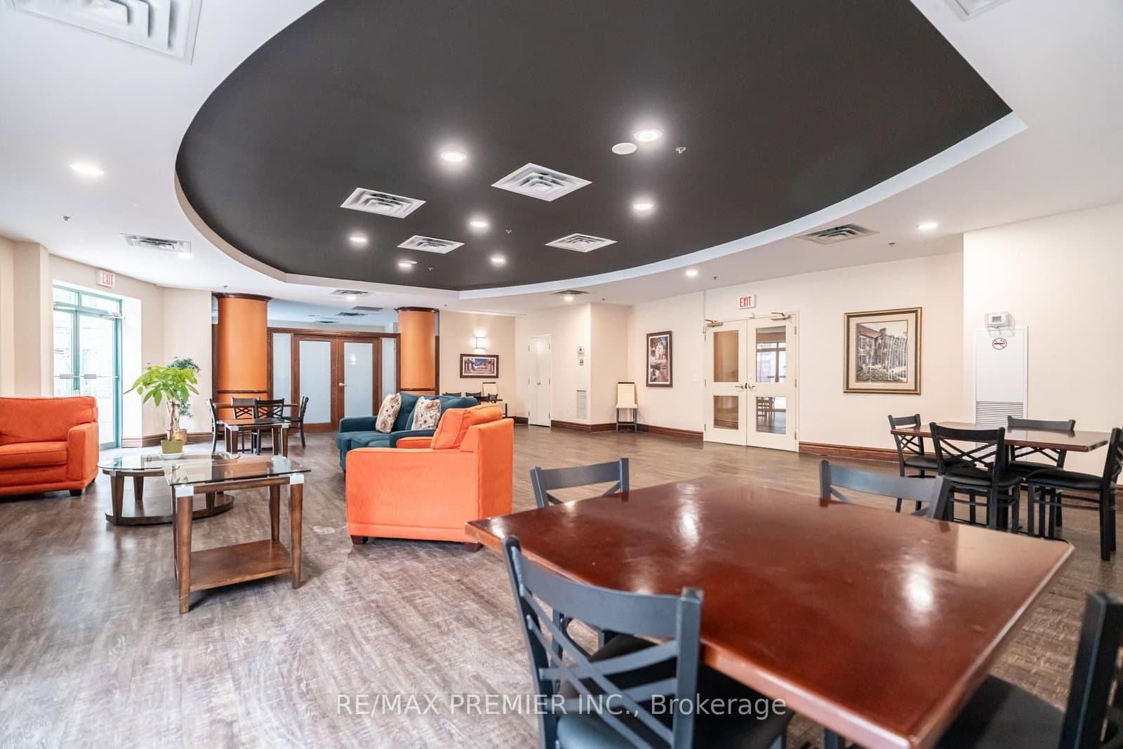 15 Michael Power Place, Unit PH06 thumbnail 30