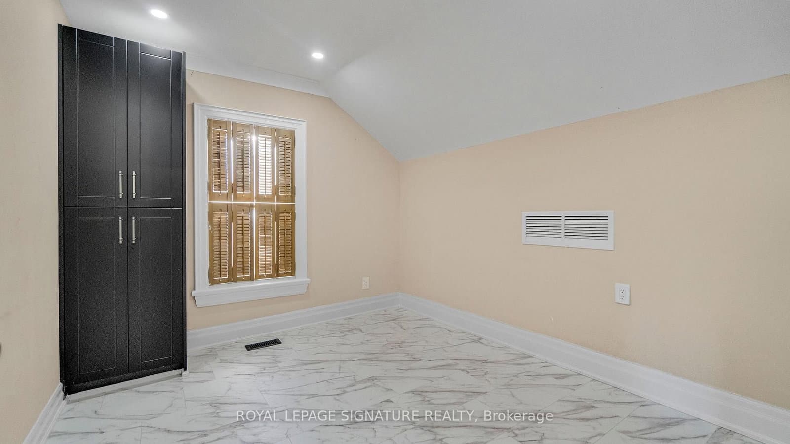 140 Trafalgar Road thumbnail 27