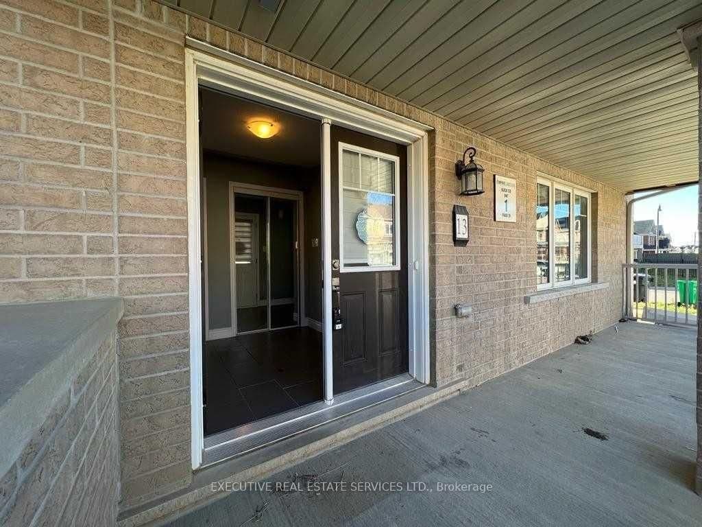 13 Golden Springs Drive thumbnail 3