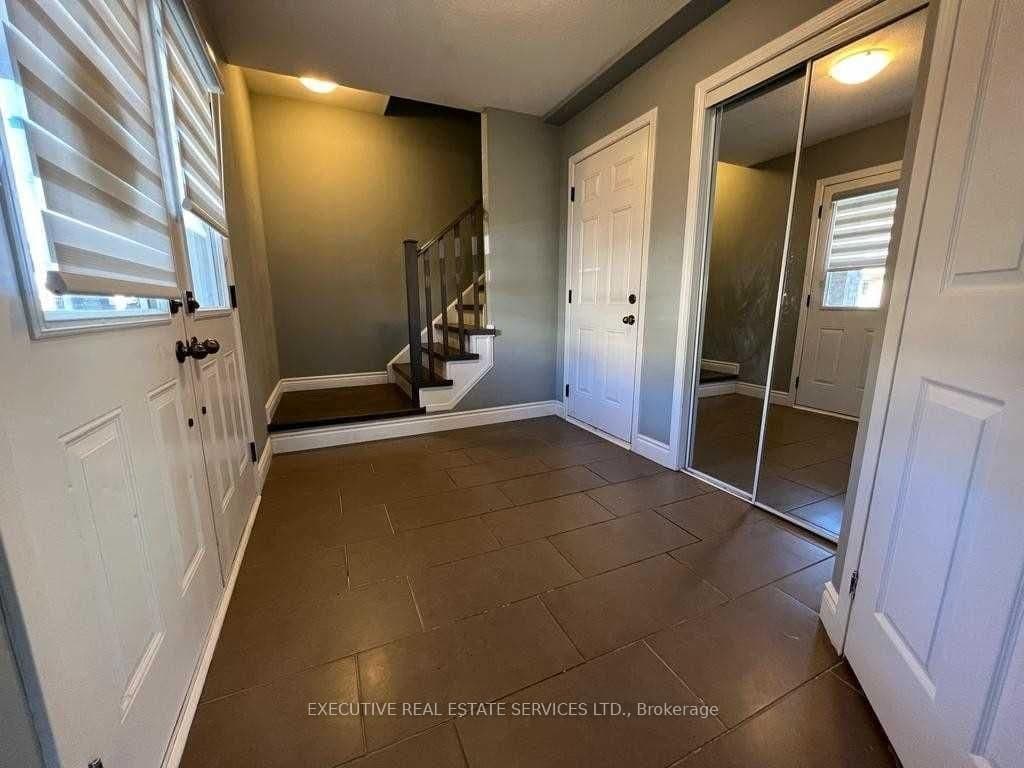 13 Golden Springs Drive thumbnail 4