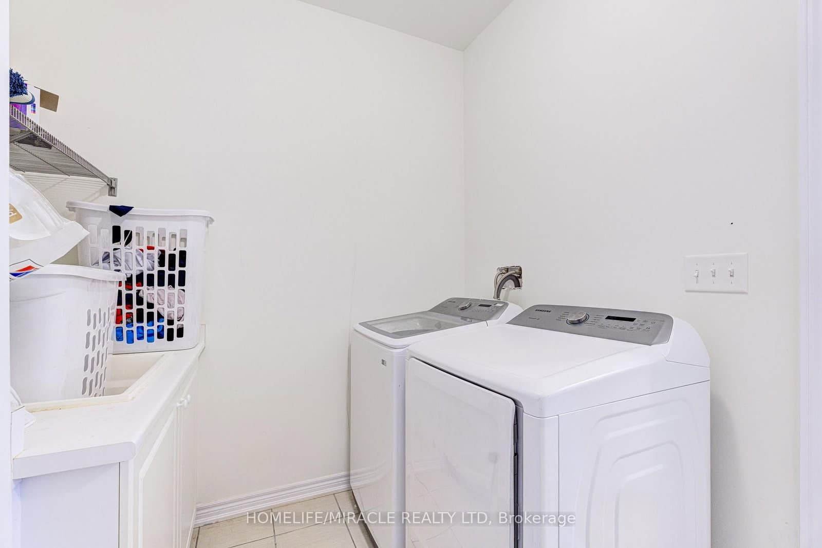 566 Brisdale Drive thumbnail 34