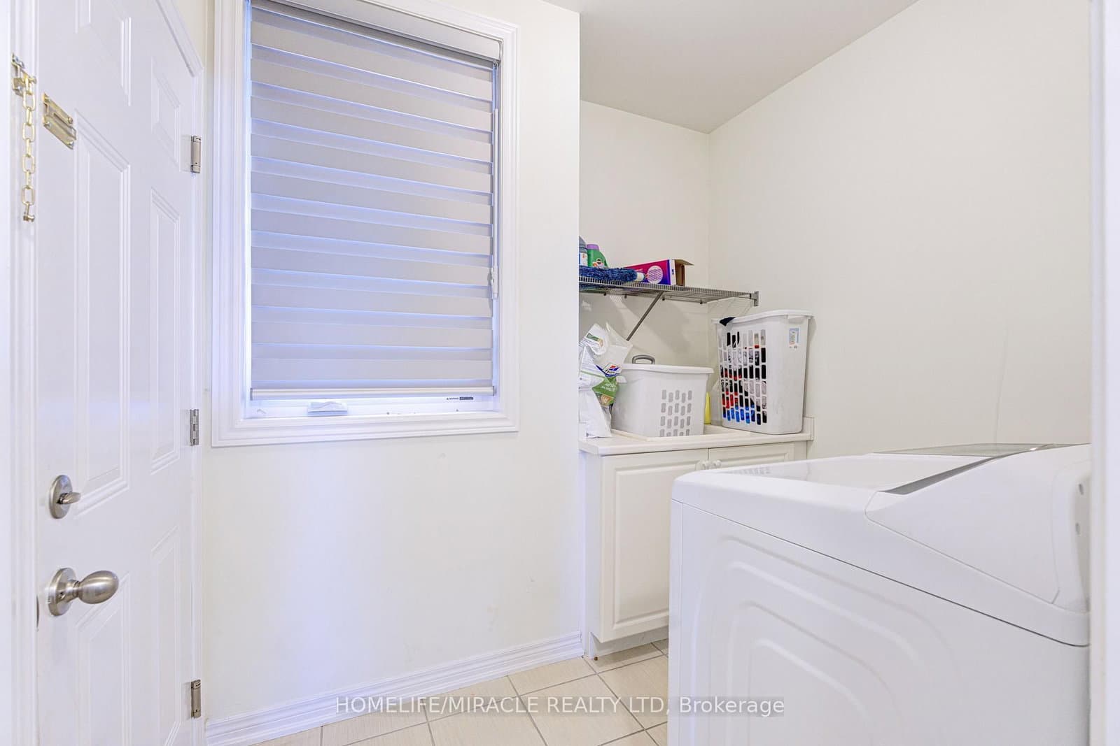 566 Brisdale Drive thumbnail 35