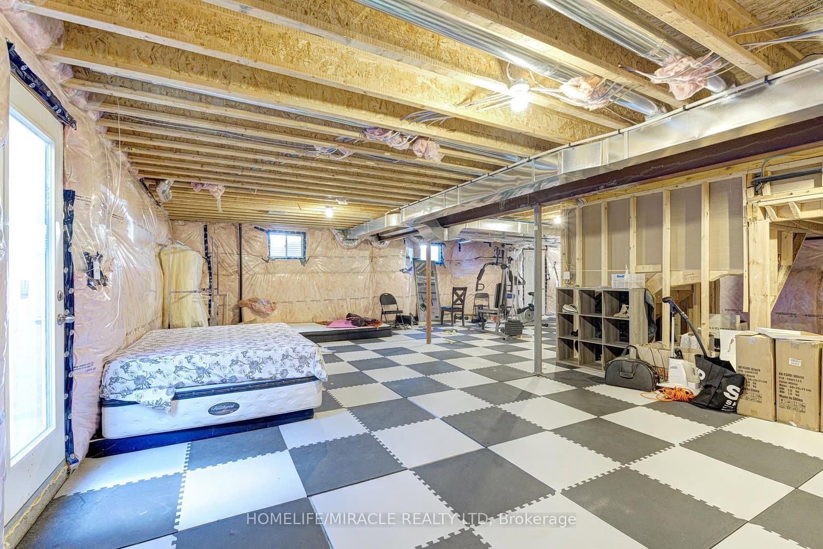 566 Brisdale Drive thumbnail 37