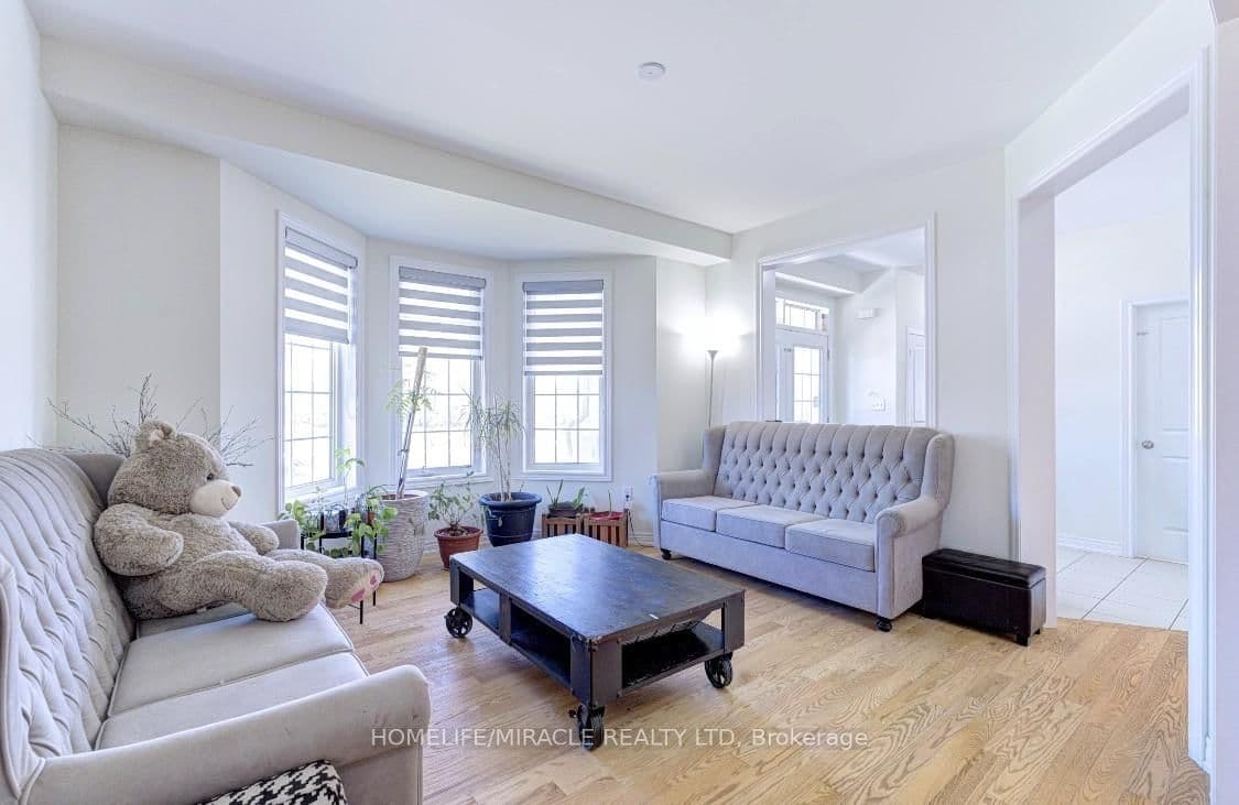 566 Brisdale Drive thumbnail 7