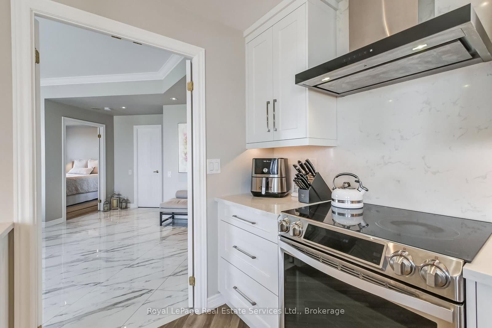60 Old Mill Road, Unit PH1 thumbnail 10