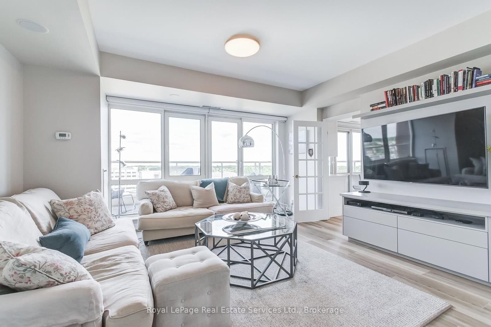 60 Old Mill Road, Unit PH1 thumbnail 16