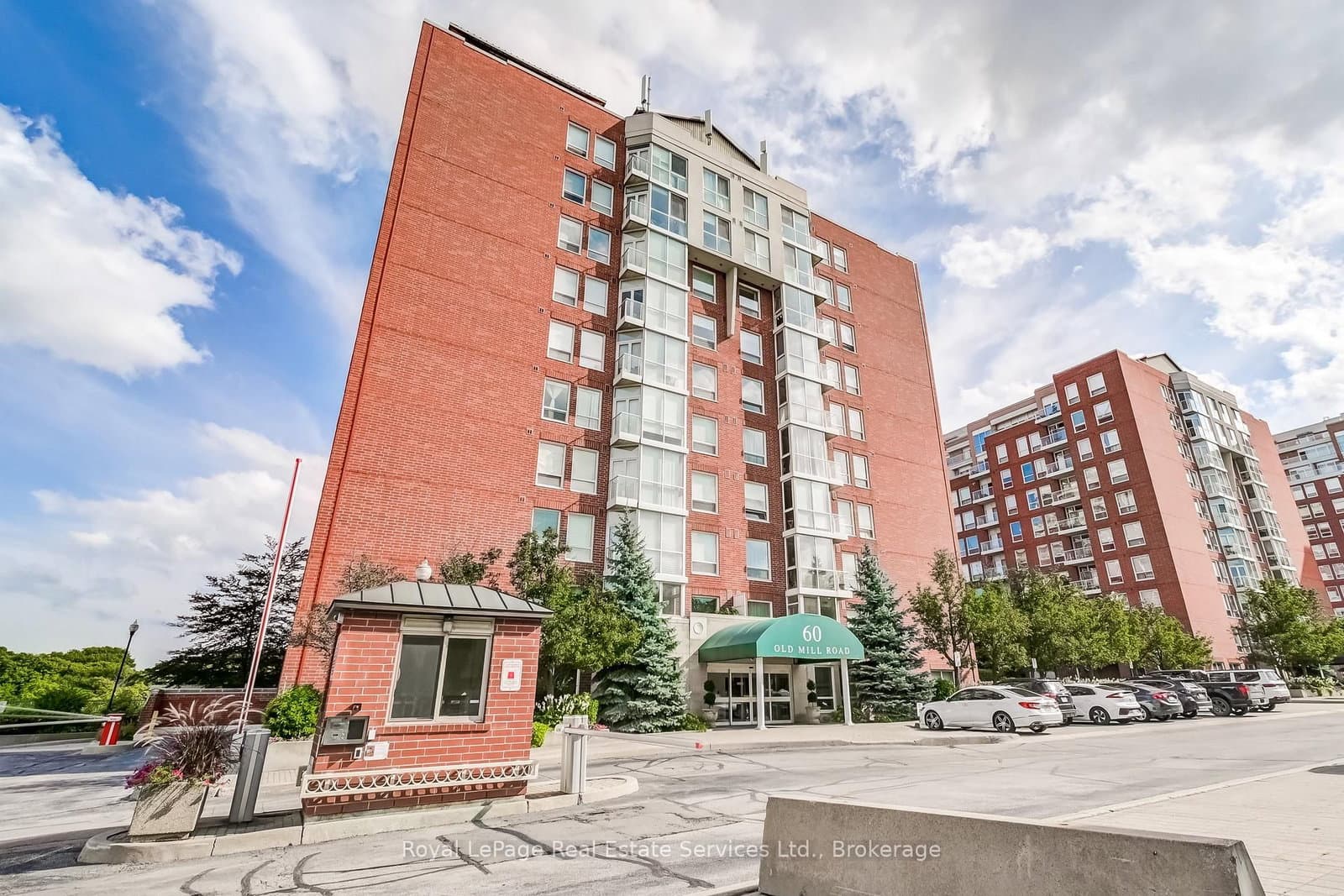 60 Old Mill Road, Unit PH1 thumbnail 2