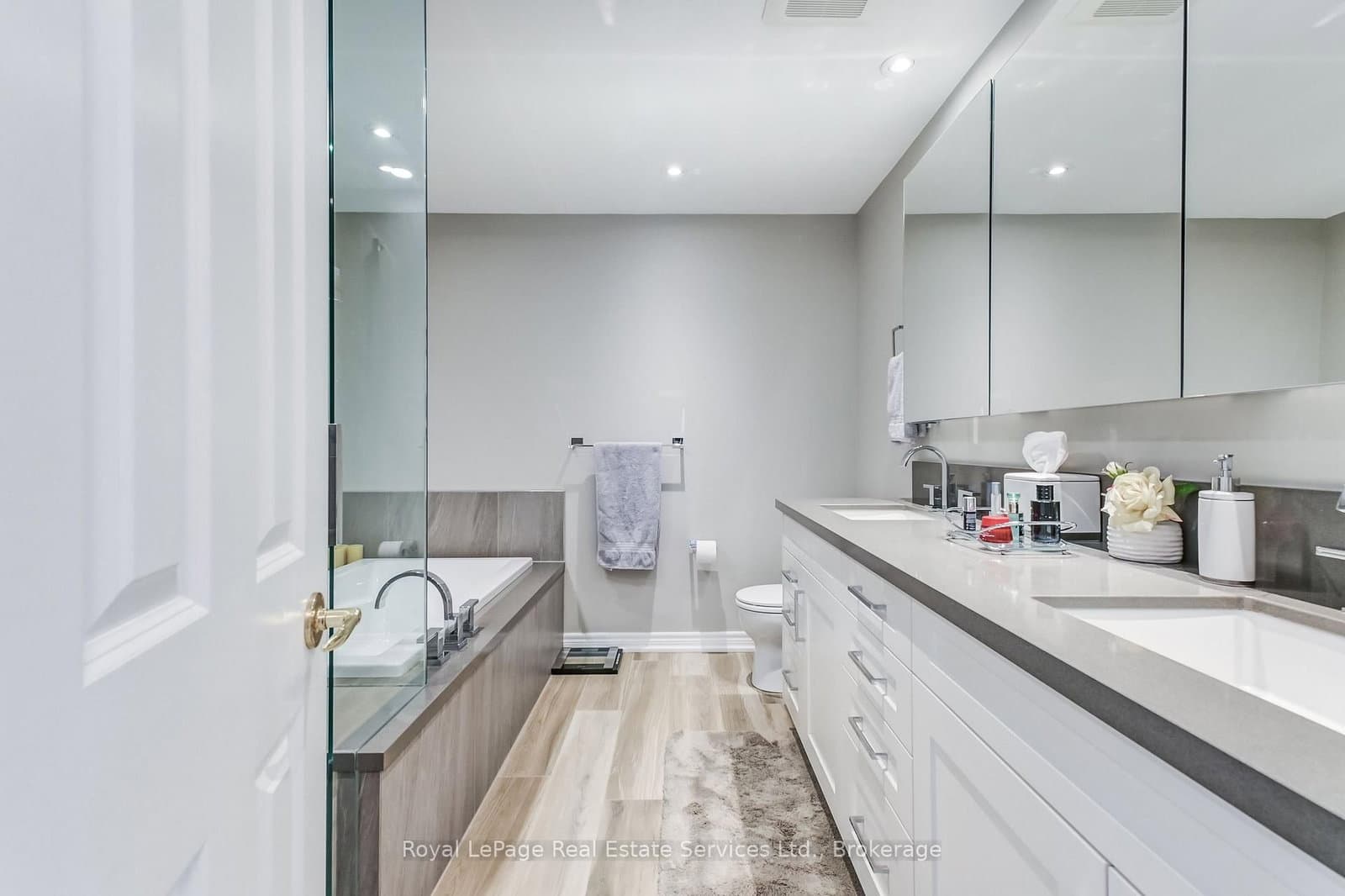 60 Old Mill Road, Unit PH1 thumbnail 20