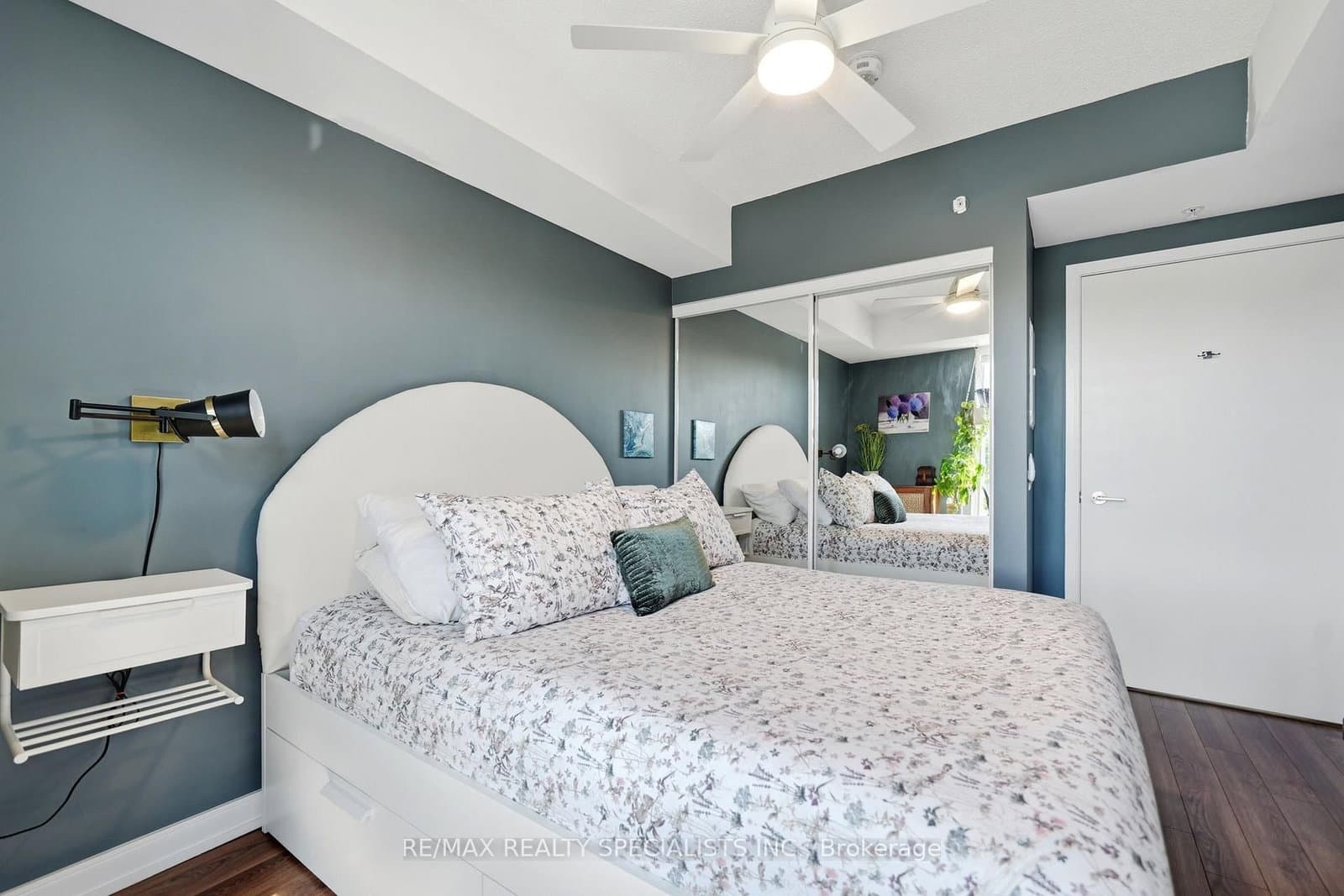 30 Samuel Wood Way, Unit 303 thumbnail 21