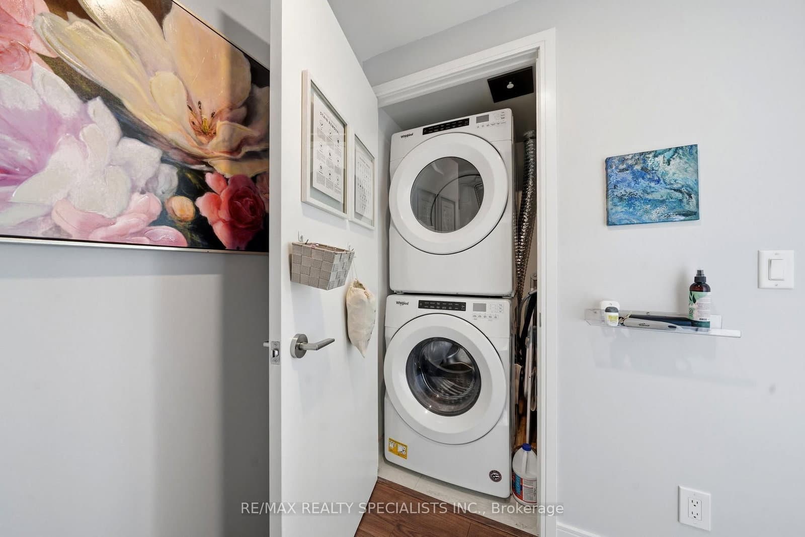 30 Samuel Wood Way, Unit 303 thumbnail 23