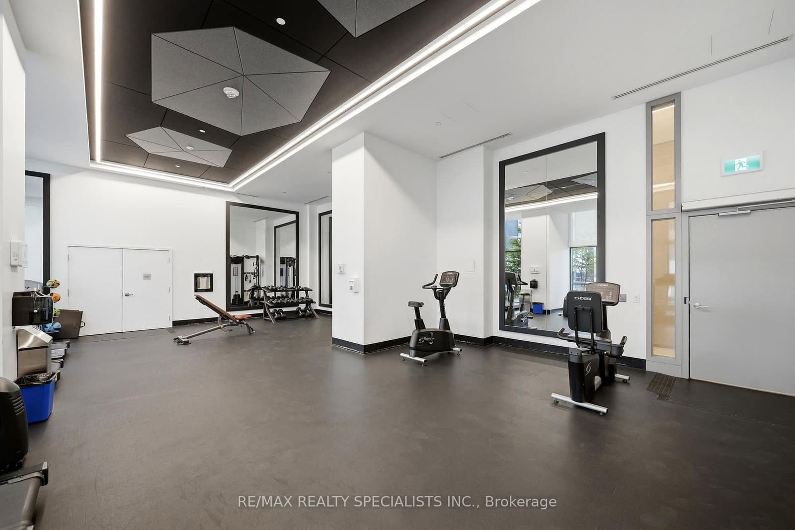 30 Samuel Wood Way, Unit 303 thumbnail 25