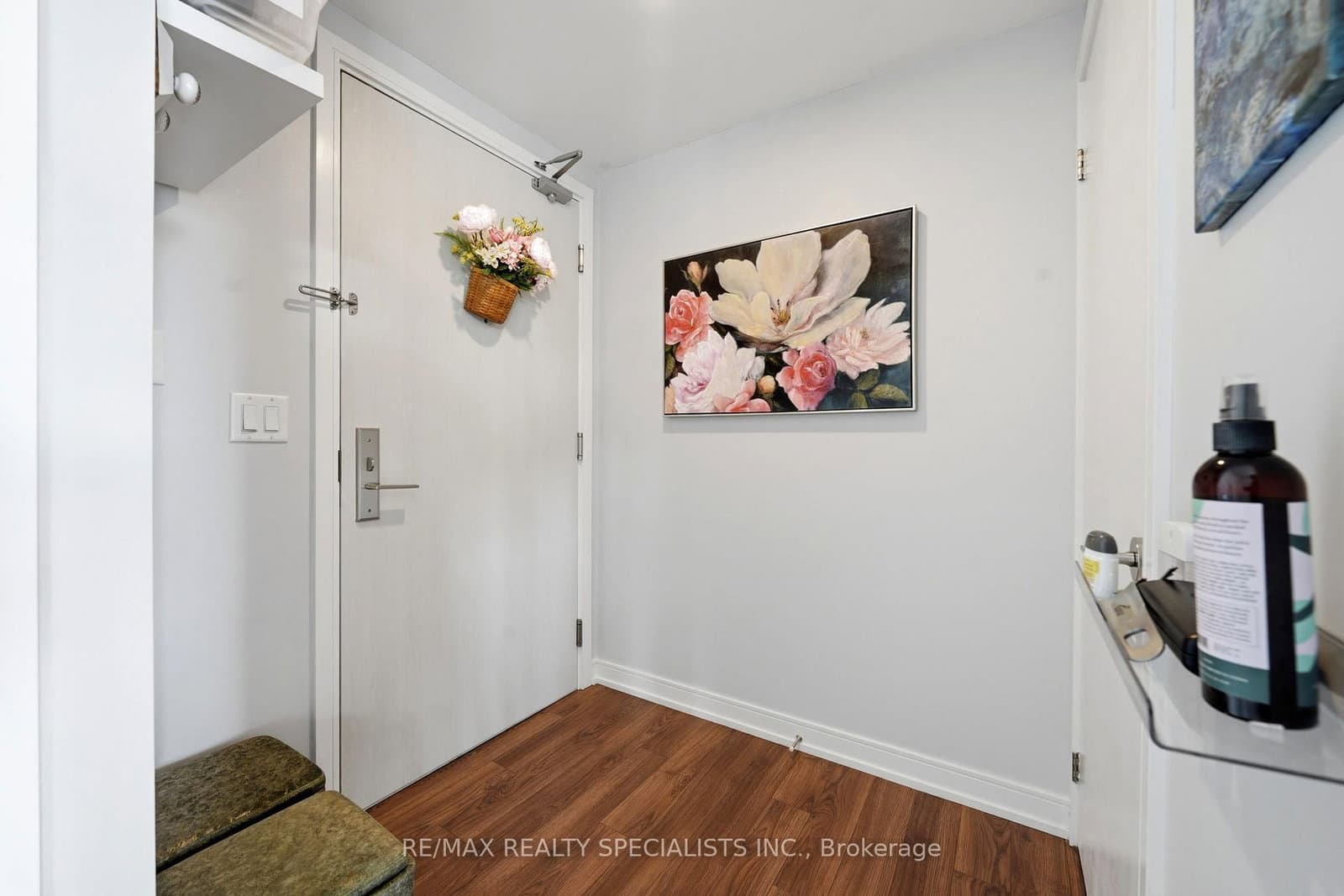 30 Samuel Wood Way, Unit 303 thumbnail 8