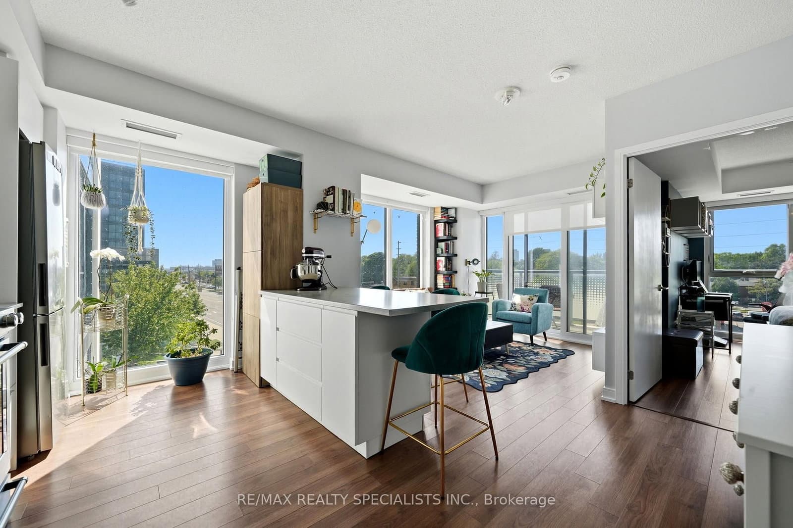 30 Samuel Wood Way, Unit 303 thumbnail 9