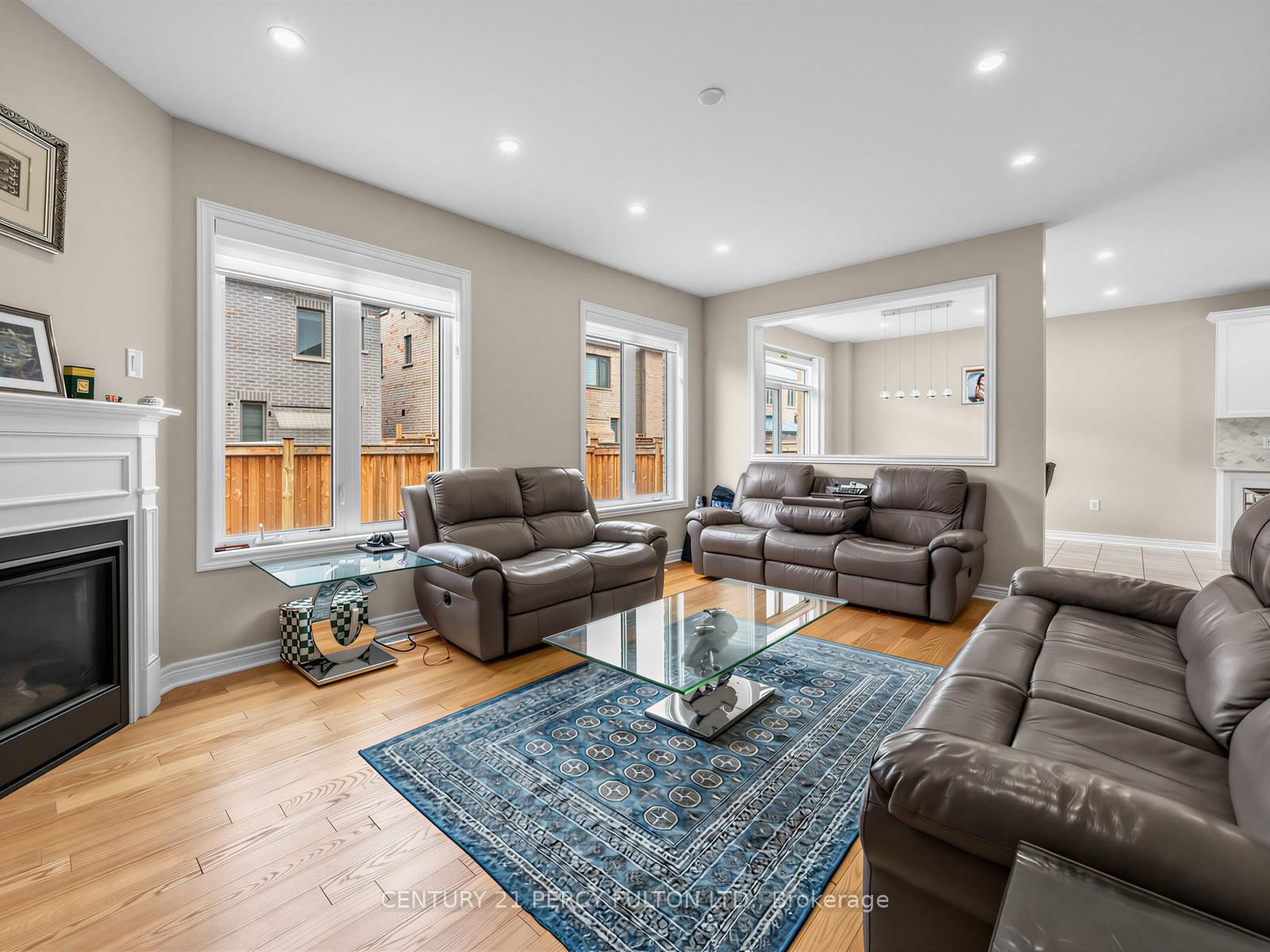 54 Farringdon Crescent thumbnail 6