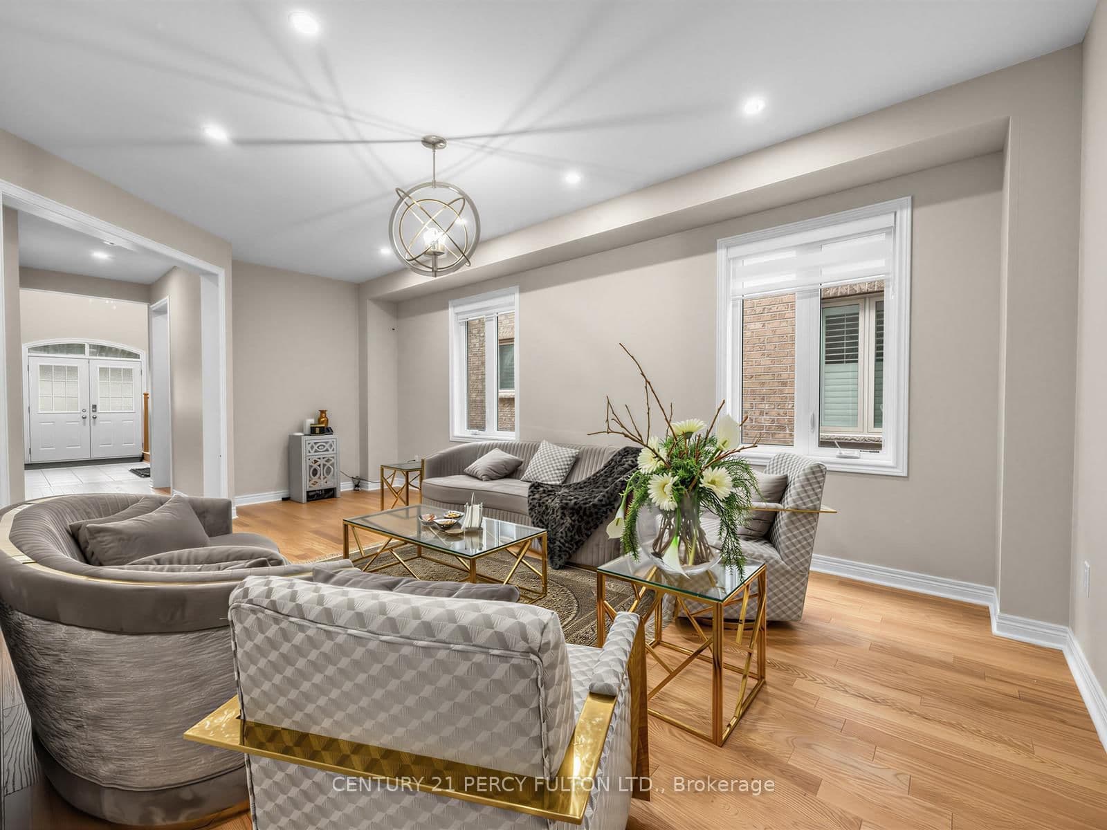 54 Farringdon Crescent thumbnail 9