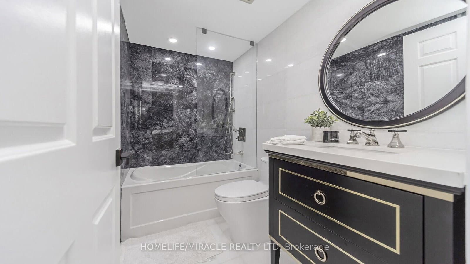 22 Hanover Road, Unit 510 thumbnail 20