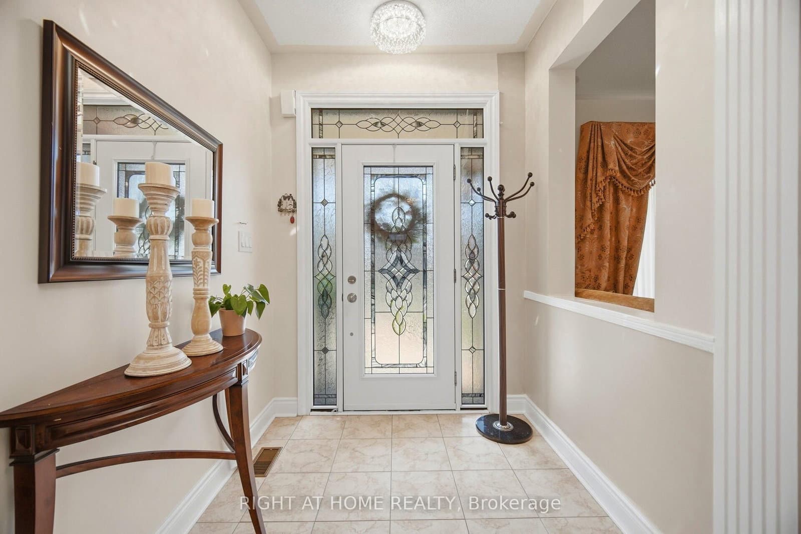 1021 Hemstreet Crescent thumbnail 6