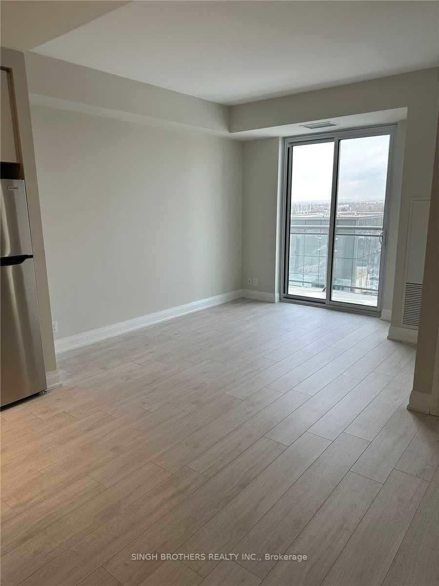 15 Lynch Street, Unit 701 thumbnail 8