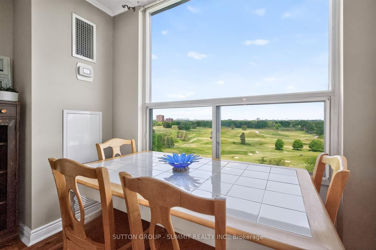 1535 LAKESHORE Road E, Unit 1606 thumbnail 11