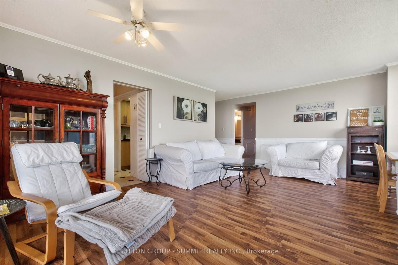 1535 LAKESHORE Road E, Unit 1606 thumbnail 9
