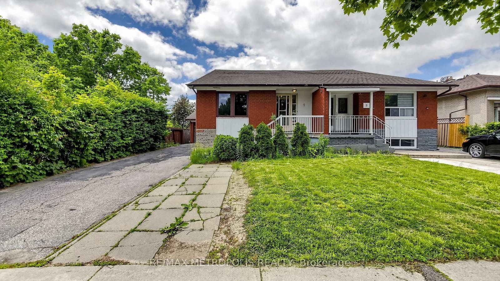 1 Council Crescent - Image 1