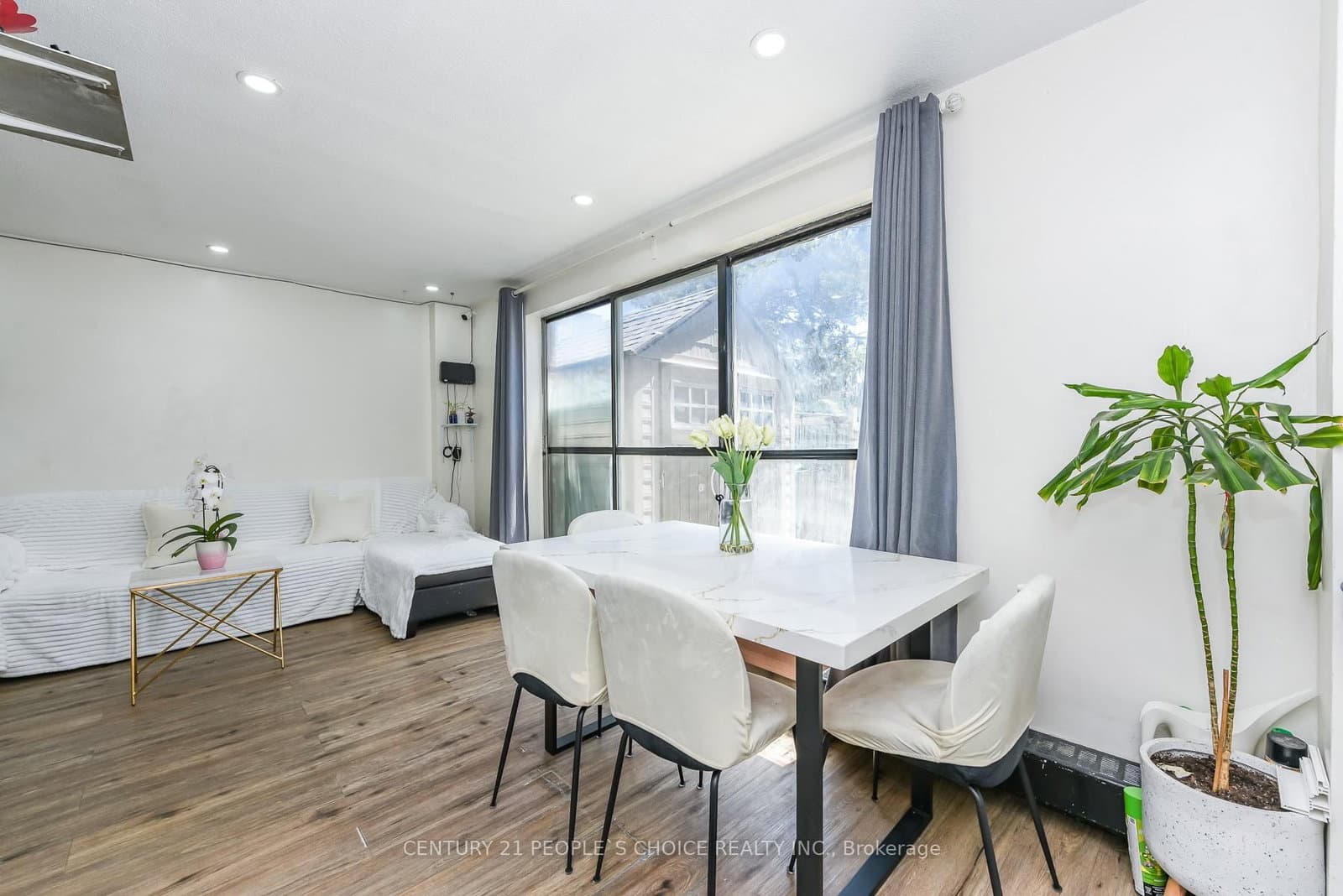 10 Eddystone Avenue, Unit 108 thumbnail 11