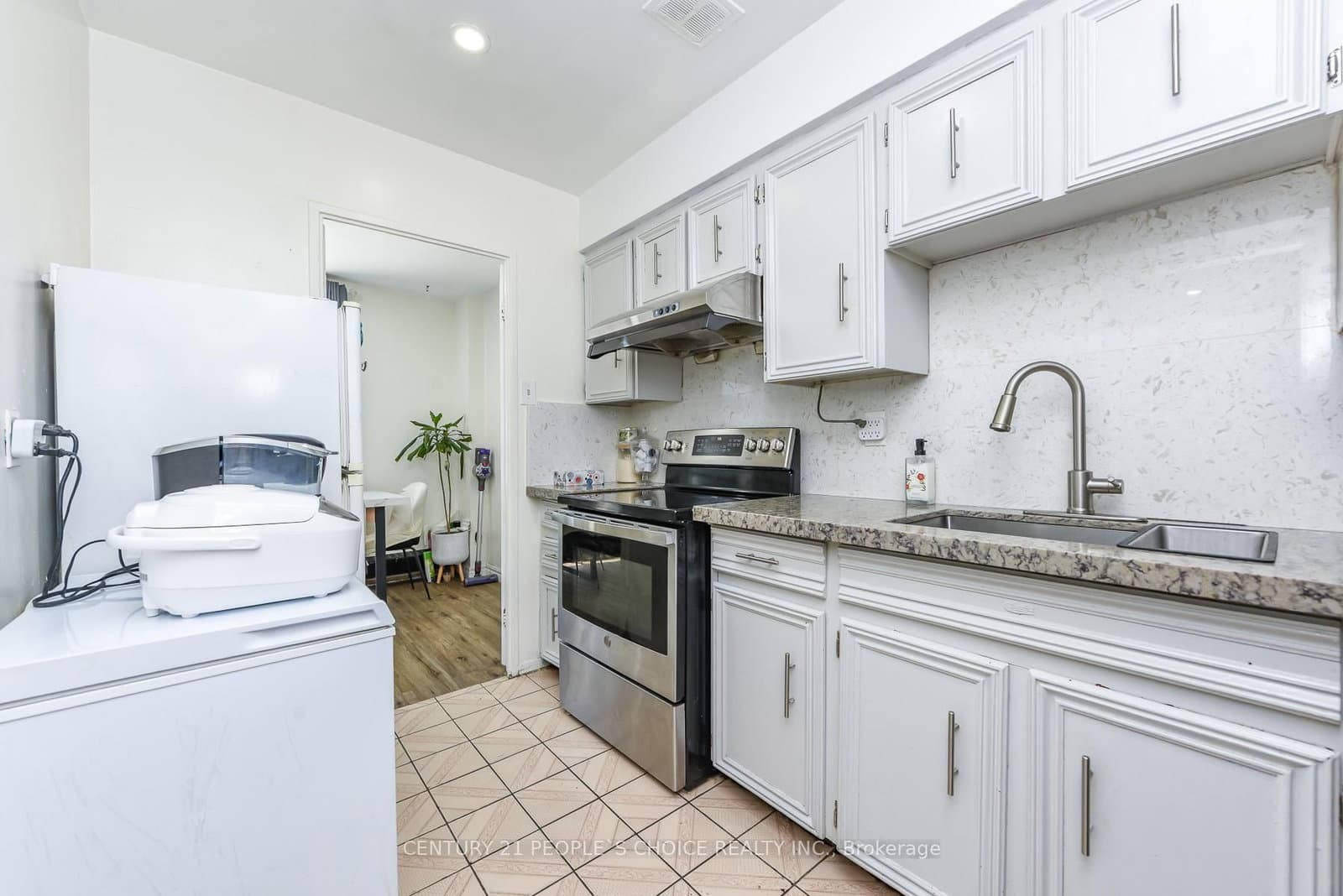 10 Eddystone Avenue, Unit 108 thumbnail 23