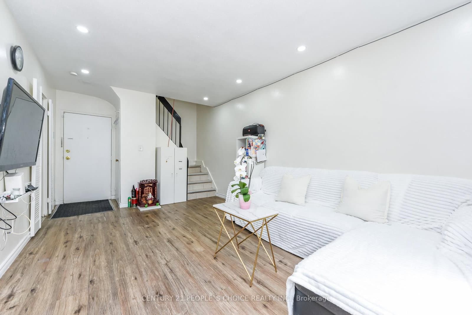 10 Eddystone Avenue, Unit 108 thumbnail 7