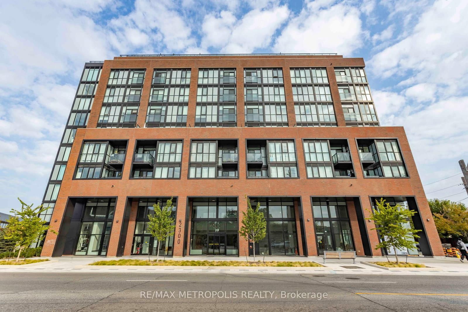 2300 St Clair Avenue W, Unit 308 thumbnail 29