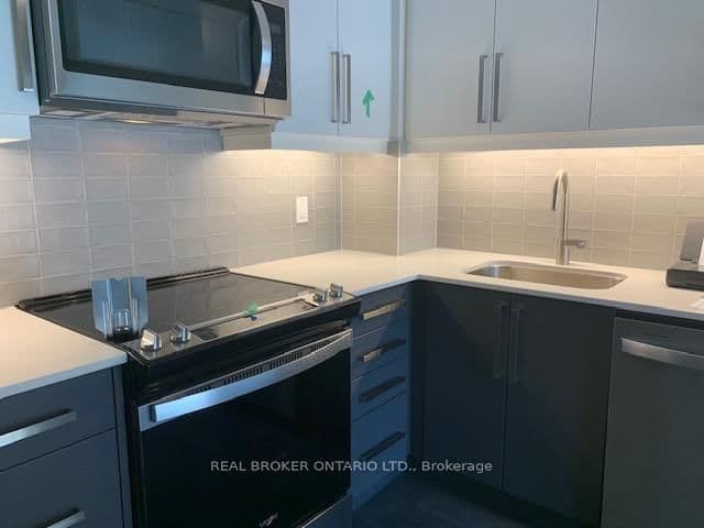3200 William Coltson Avenue, Unit 306 thumbnail 6