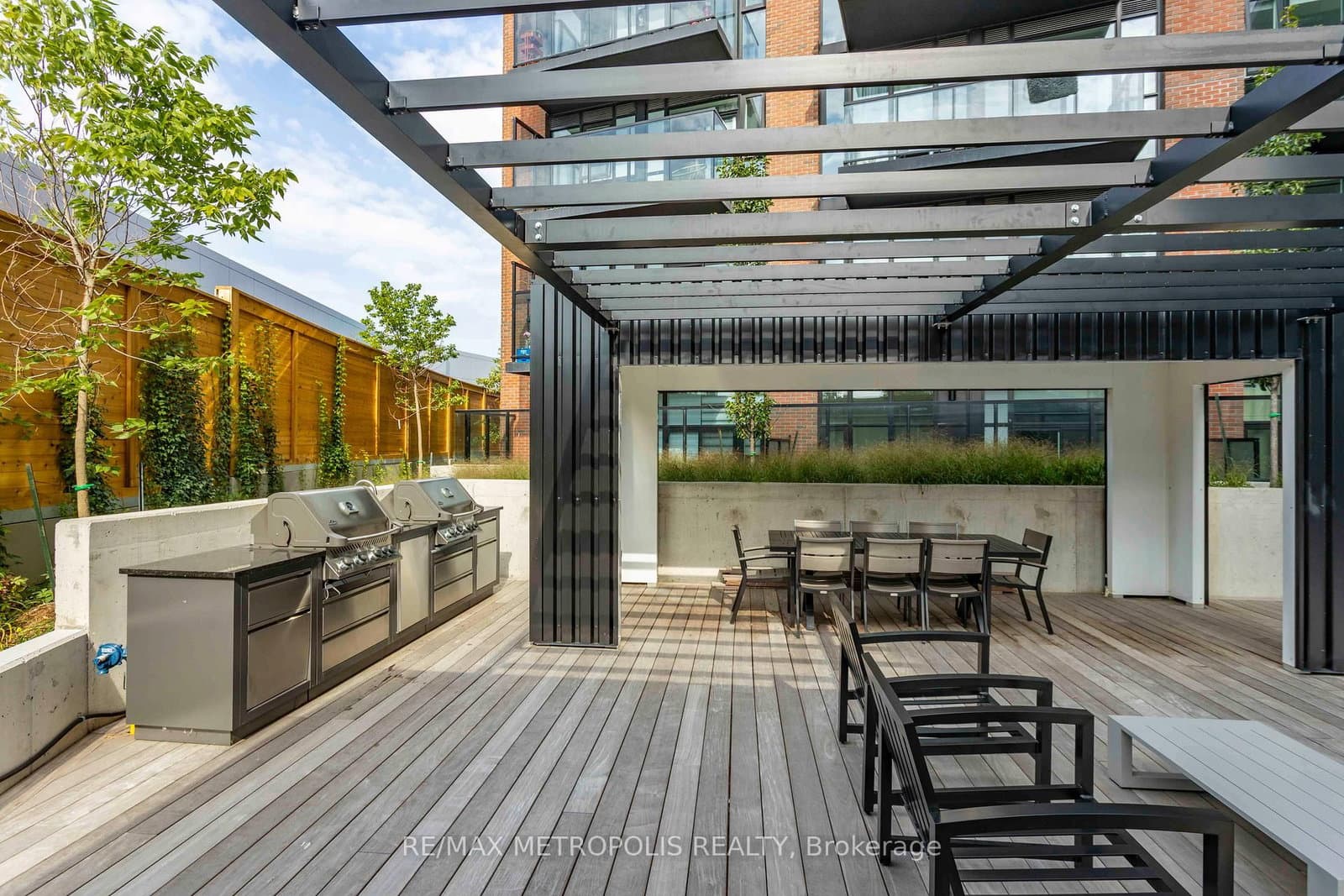 2300 St Clair Avenue W, Unit 407 thumbnail 18