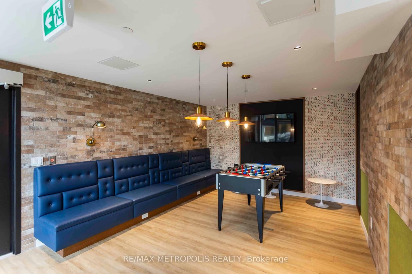 2300 St Clair Avenue W, Unit 407 thumbnail 24