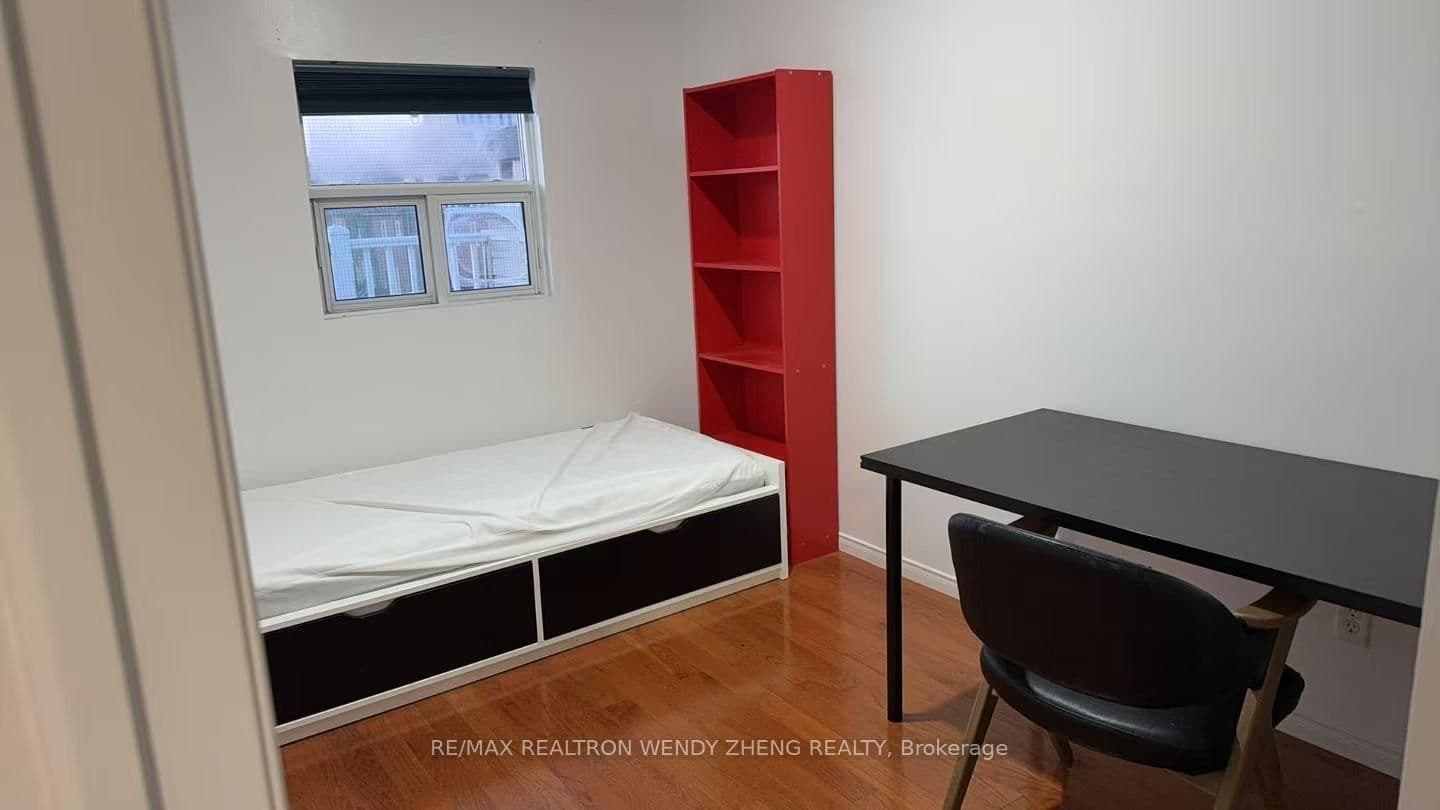 306 Cook Road, Unit 3rd thumbnail 2