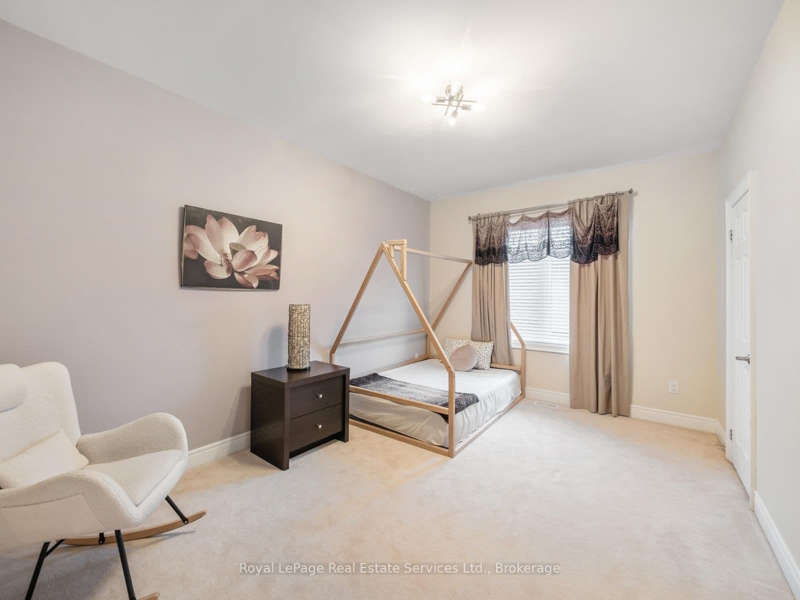 1468 Ferncrest Road thumbnail 22