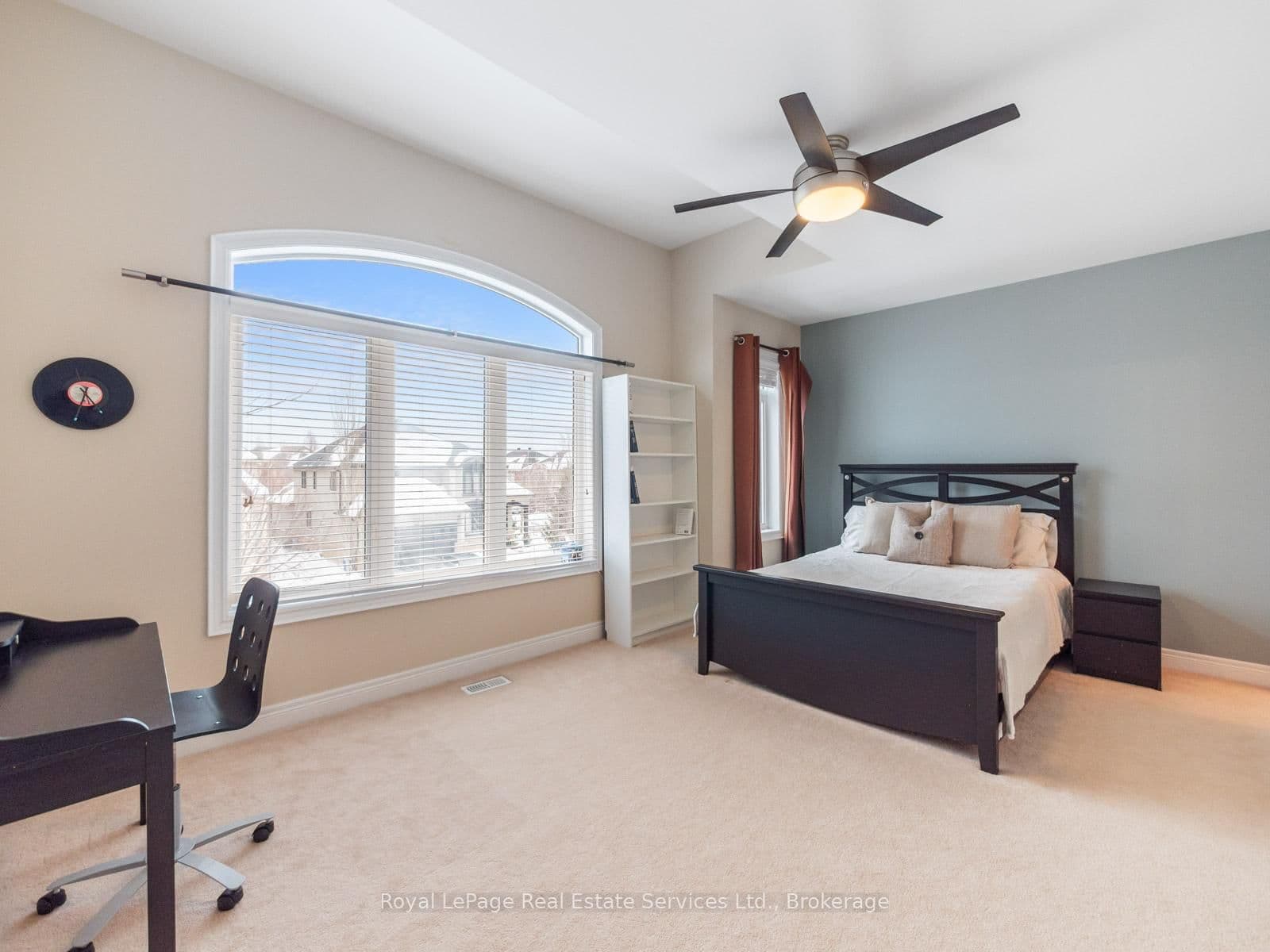 1468 Ferncrest Road thumbnail 25