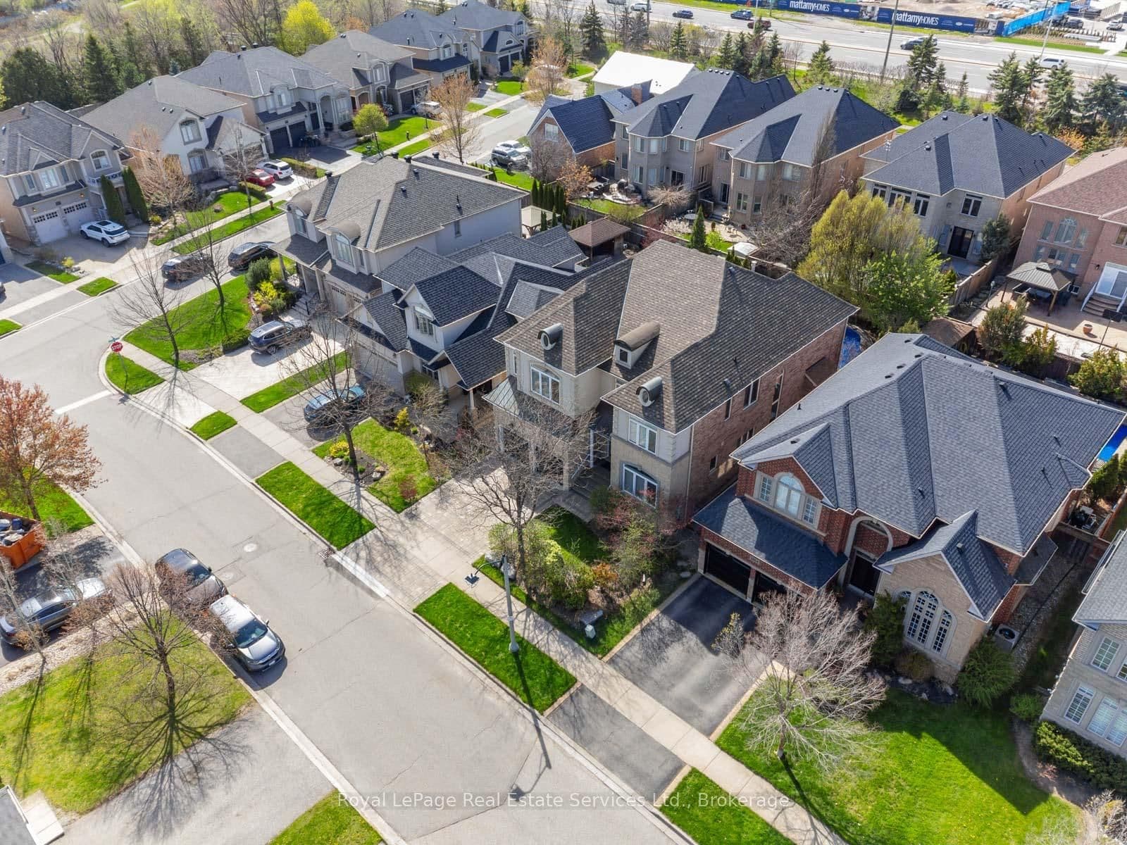 1468 Ferncrest Road thumbnail 38