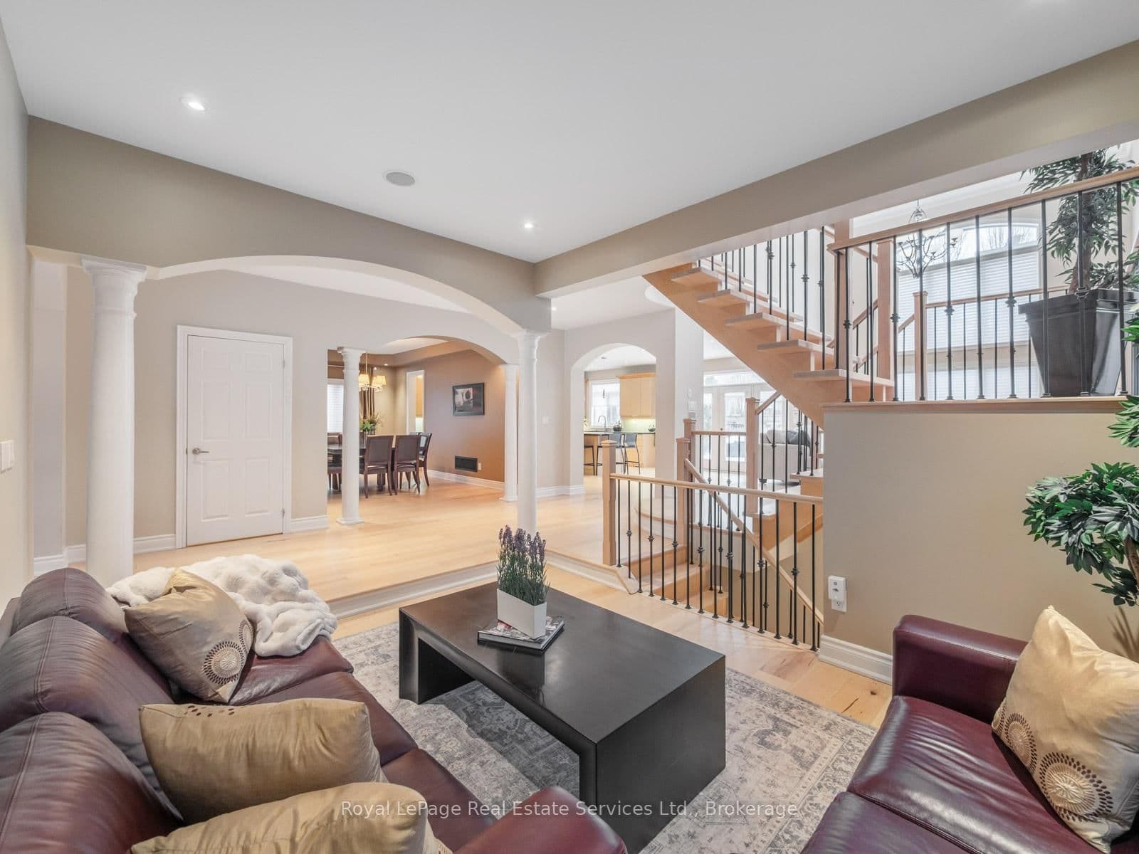 1468 Ferncrest Road thumbnail 8