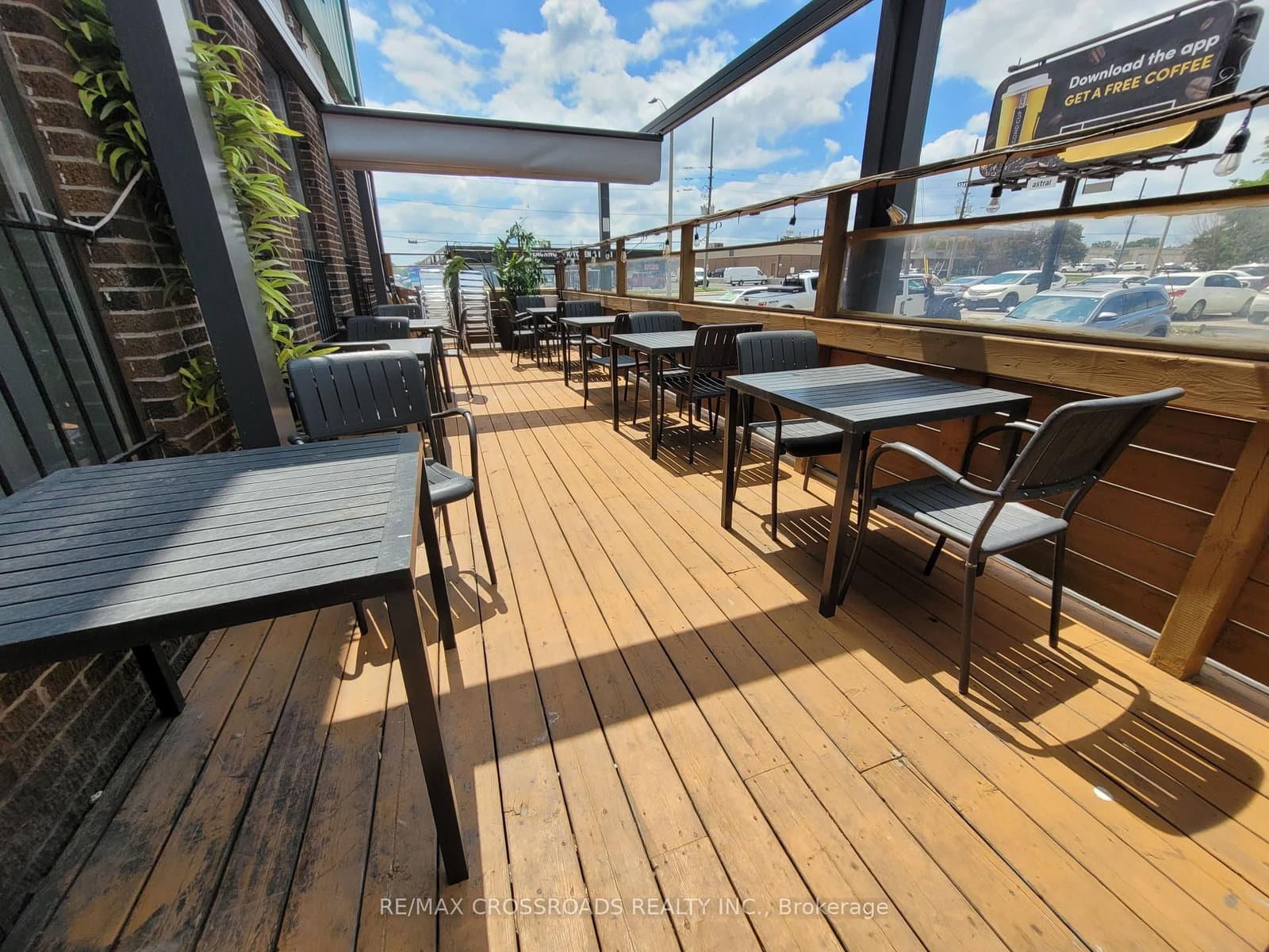 2399 Cawthra Road thumbnail 5